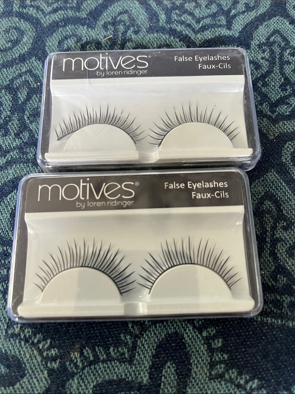 Motives False Eyelashes by Loren Ridinger - Black